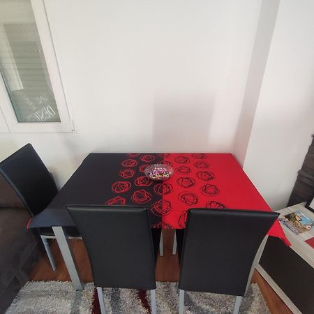 Apartamento Cerca Plaza Pilar Zaragoza Bagian luar foto